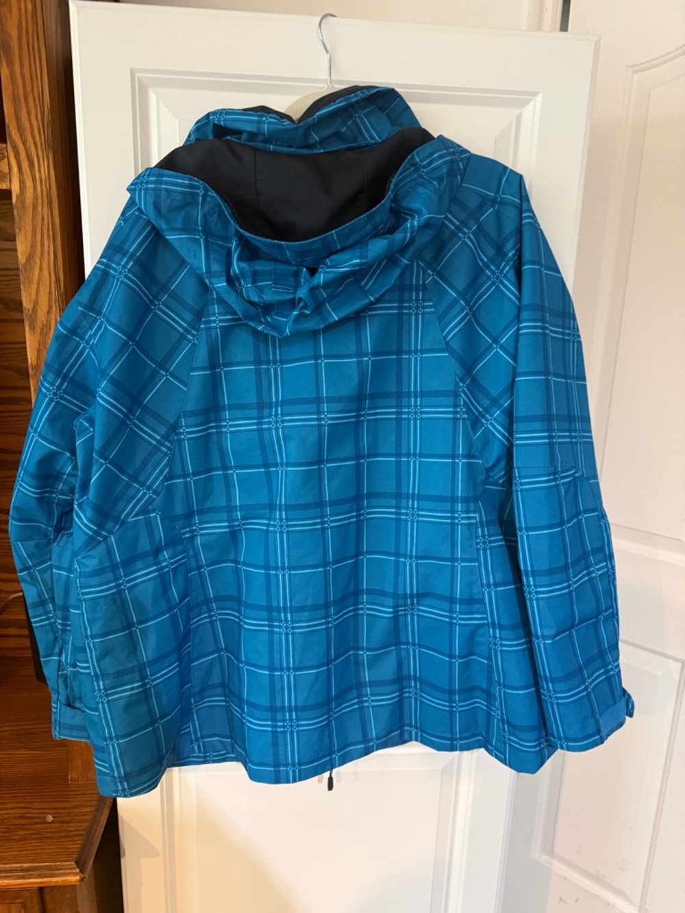 Columbia Blue Plaid Hooded ski jacket. - Picture 7 of 11